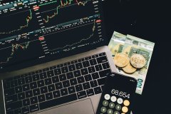 Velos Markets威马证券：解析2025年黄金投资核心驱动逻辑