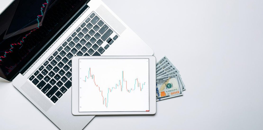 财务申请销售，购买和分析利润股利统计。