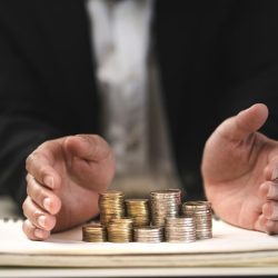 「分析師交易建議」是騙局嗎？ ——解構貴金屬「老師」背後的利潤鏈