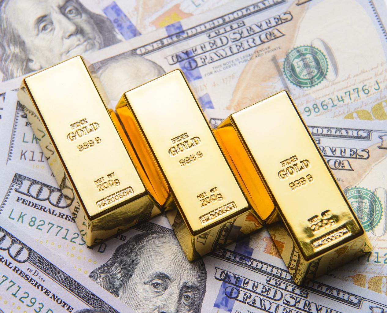 Three golds with new american hundred dollar billsposition_newest_0_resourcebtn&