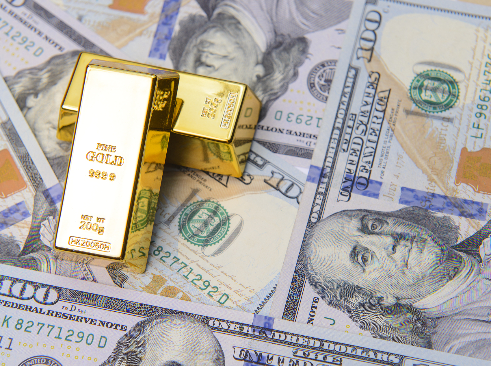 Two golds with new american hundred dollar billsposition_newest_0_resourcebtn&